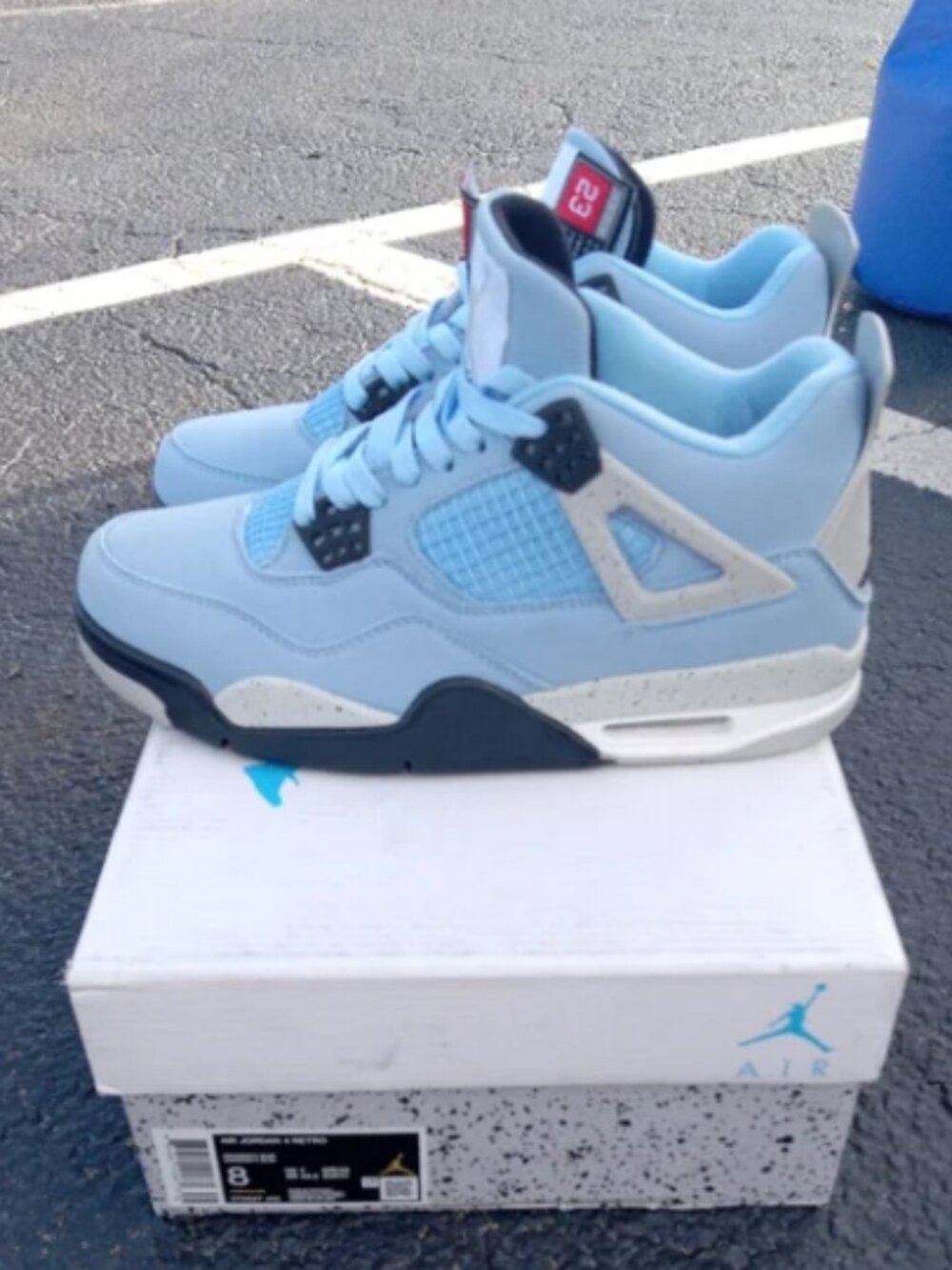 Air Jordan 4 Retro, University Blue